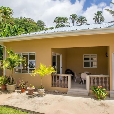 Beau Bassin Inn Baie Lazare  Ngoại thất bức ảnh