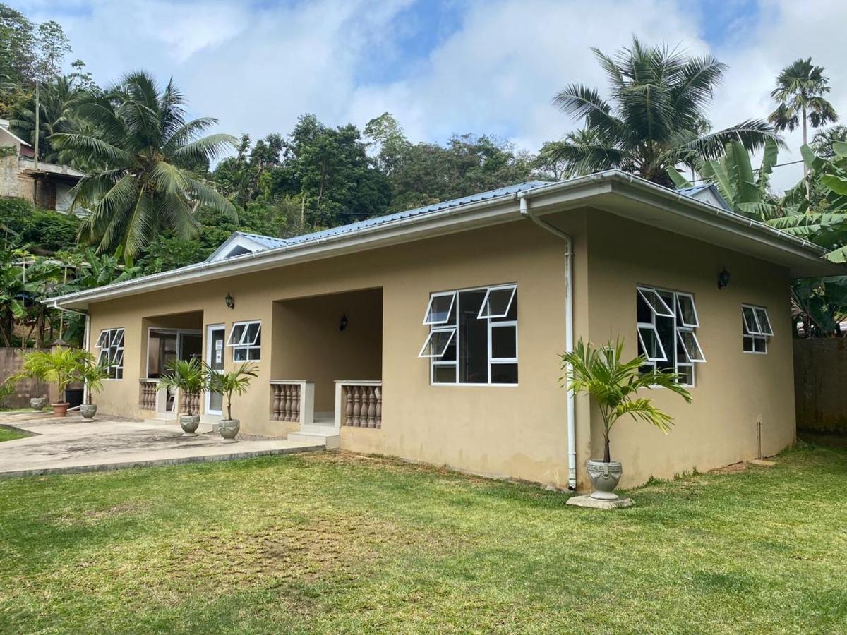 Beau Bassin Inn Baie Lazare  Ngoại thất bức ảnh