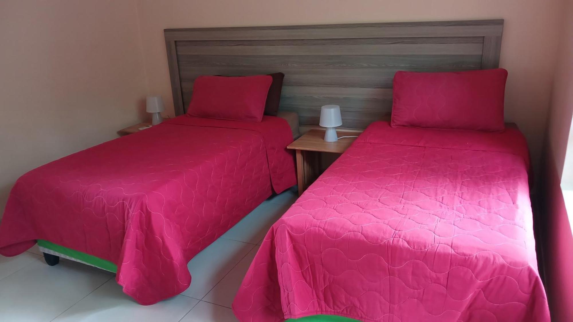 Beau Bassin Inn Baie Lazare  Ngoại thất bức ảnh