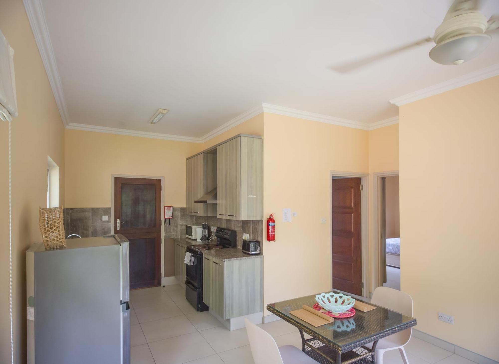 Beau Bassin Inn Baie Lazare  Ngoại thất bức ảnh