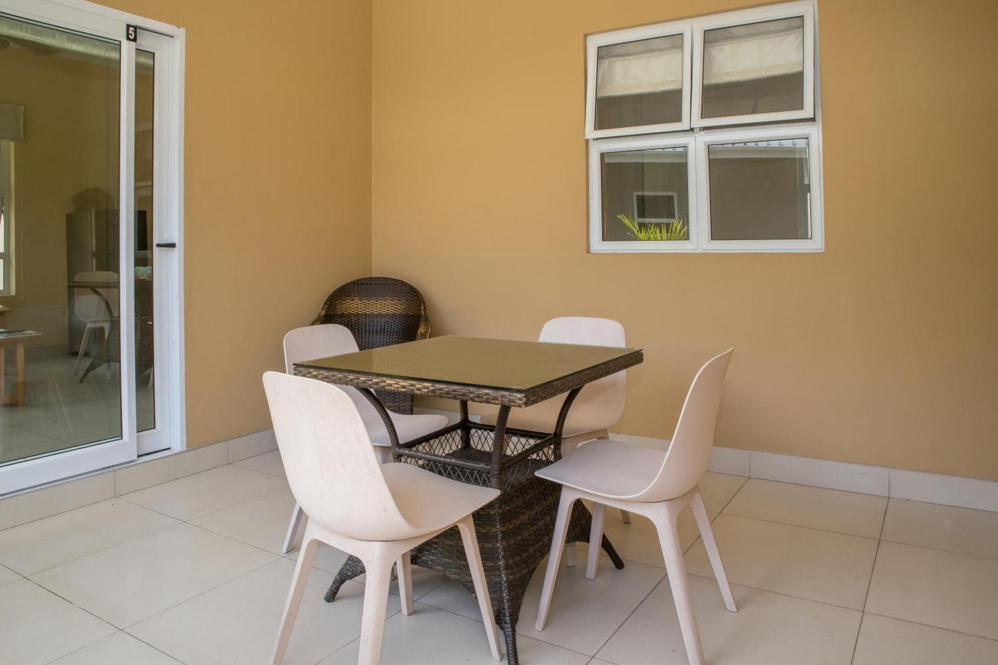 Beau Bassin Inn Baie Lazare  Ngoại thất bức ảnh