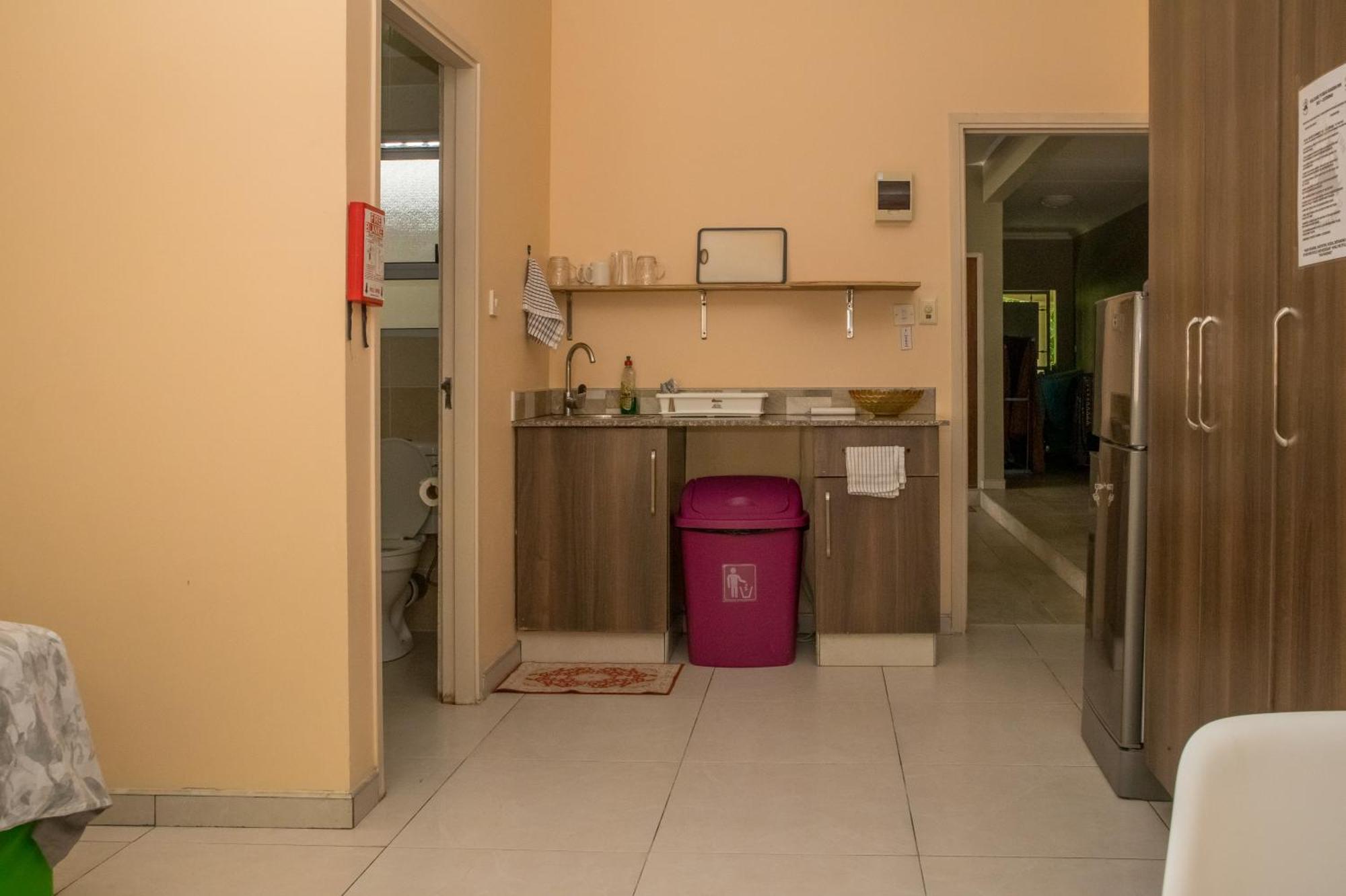 Beau Bassin Inn Baie Lazare  Ngoại thất bức ảnh